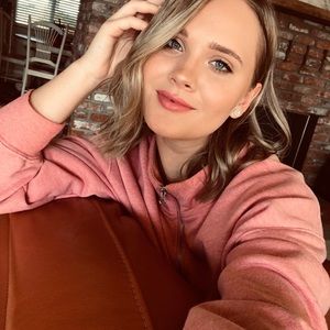 Meet your Posher, Kelsey